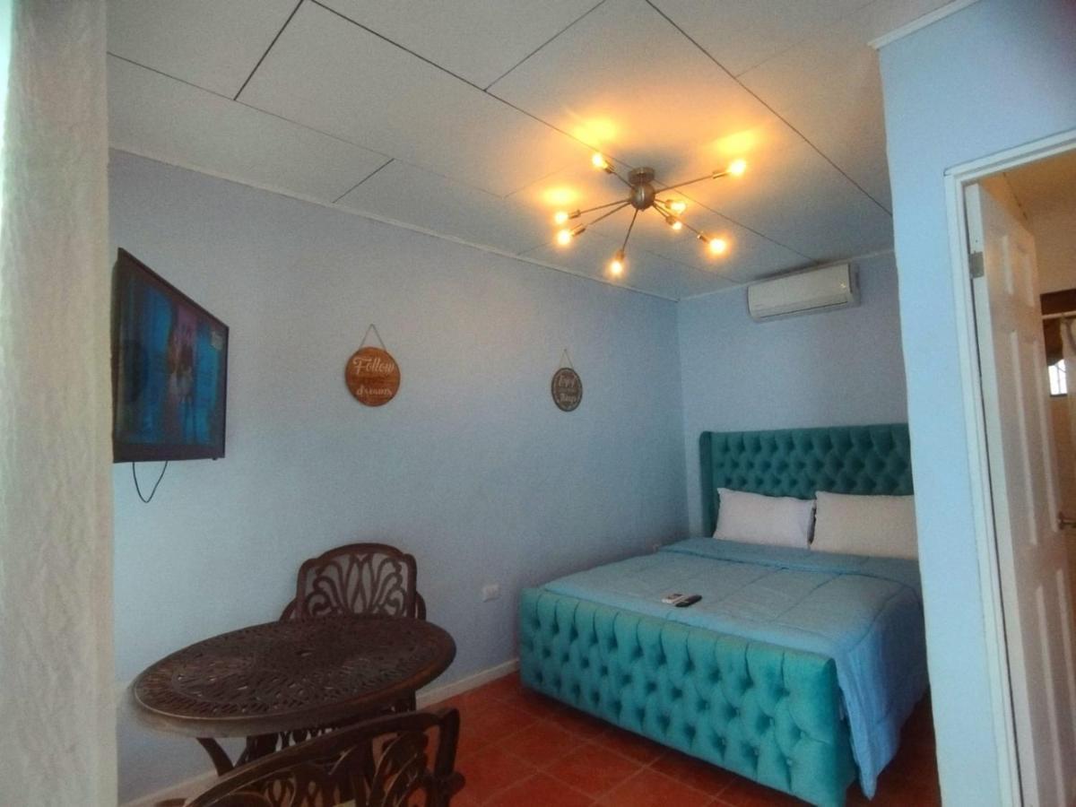 Hotel Mono Azul Quepos Luaran gambar