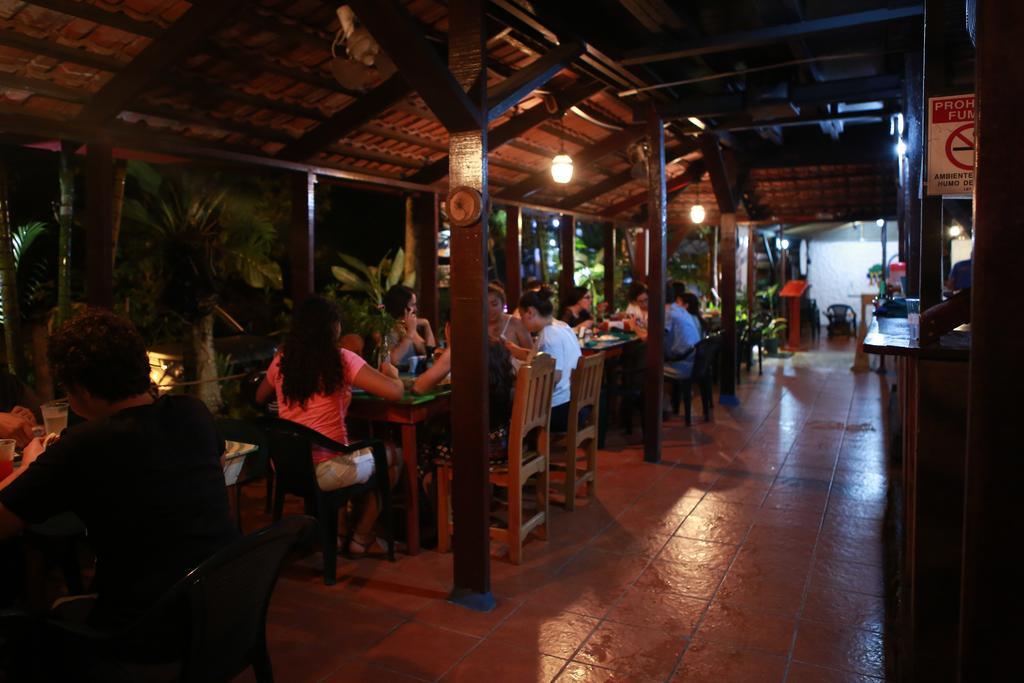 Hotel Mono Azul Quepos Luaran gambar